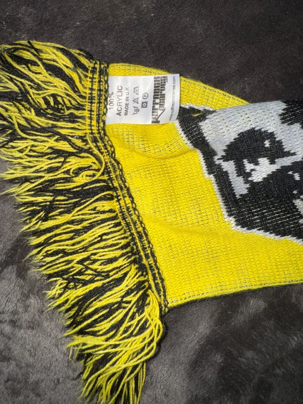 Columbus Crew MLS Cup 2010 Scarf Yellow Black Acrylic Soccer Fan